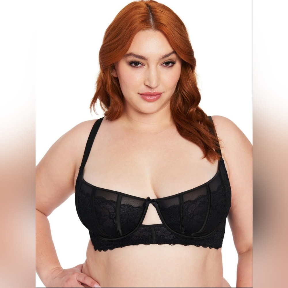 Frederick's of Hollywood Lingerie Sexy  Black Lace Voluptuous Bra 42C Drew